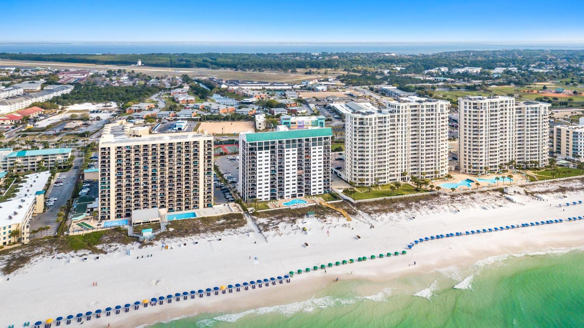 Emerald Towers 0306 Destin Exterior photo